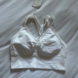 Halara sports bra